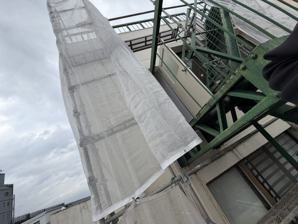 T様ビル　外壁　階段塗り替え工事